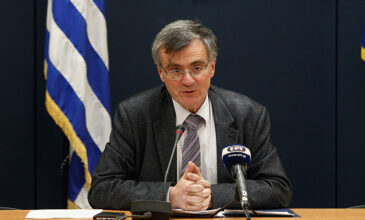 Τσιόδρας: Τα κρούσματα στην Ελλάδα είναι από 2.000 έως 3.000