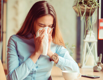 Αλλεργική ρινίτιδα: Το πιο κοινό σύμπτωμα των εποχιακών αλλεργιών και η αντιμετώπισή της