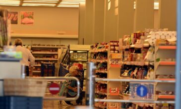 Κορονοϊός: Το νέο ωράριο λειτουργίας των σούπερ μάρκετ