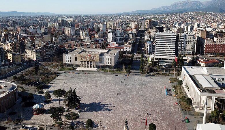 Κορονοϊός: Στρατιωτικός νόμος στην Αλβανία για 40 ώρες