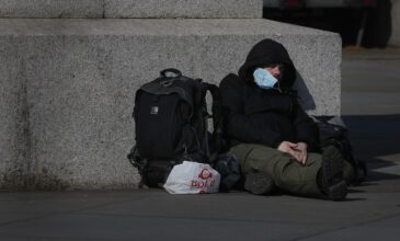 Κορονοϊός: Αυξήθηκαν κατά 31% οι νεκροί μέσα σε 24 ώρες στη Βρετανία