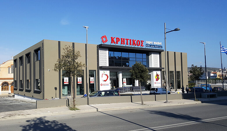 Τα supermarket Κρητικός δωρίζουν χυμούς, νερά και 10.000 μάσκες στα νοσοκομεία της Ελλάδας