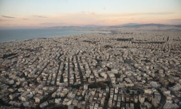 Τα μέτρα για τον κοροναϊό «καθάρισαν» την ατμόσφαιρα στην Αθήνα
