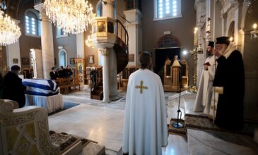 Αρχιεπίσκοπος Ιερώνυμος για κηδεία Γλέζου: Εκπλήρωσα την επιθυμία του