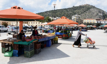 Κορονοϊός: Πιστώνεται η ενίσχυση στους παραγωγούς πωλητές λαϊκών αγορών