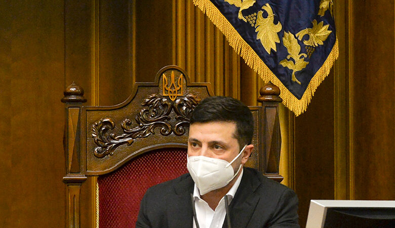 Koροναϊός: Η Ουκρανία ζητά τη βοήθεια του Έλον Μασκ για αναπνευστήρες