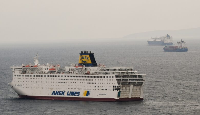 Κορονοϊός: Πάνω από 120 κρούσματα στο πλοίο «Ελευθέριος Βενιζέλος»