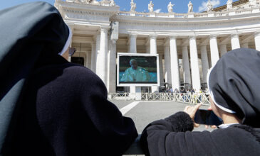 Τηλεοπτικό διάγγελμα Πάπα: Προσευχηθείτε να φύγει το κακό