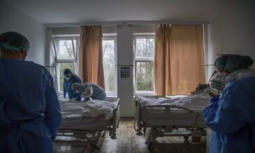 Κορονοϊός: Πάνω από 5.000 θάνατοι παγκοσμίως μέσα σε ένα 24ωρο