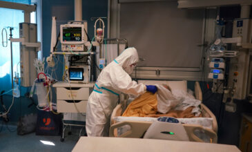 Κορονοϊός: Έκκληση γιατρών του νοσοκομείου Φλώρινας για μεταφορά διασωληνωμένων