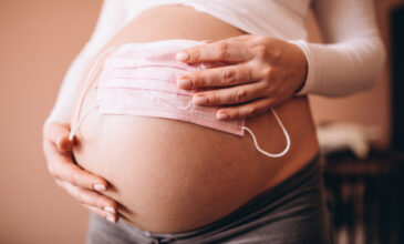 Αττικόν: Στοιχεία για επιπλοκές της λοίμωξης COVID-19 σε εγκύους και λεχώνες