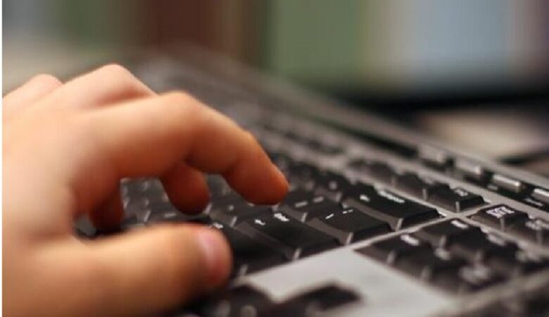 Η ασφάλεια στο διαδίκτυο την εποχή της πανδημίας και τι να προσέχουν τα παιδιά