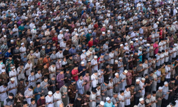 Στον αστερισμό του κοροναϊού το Ραμαζάνι – Ξεκινά με περιοριστικά μέτρα