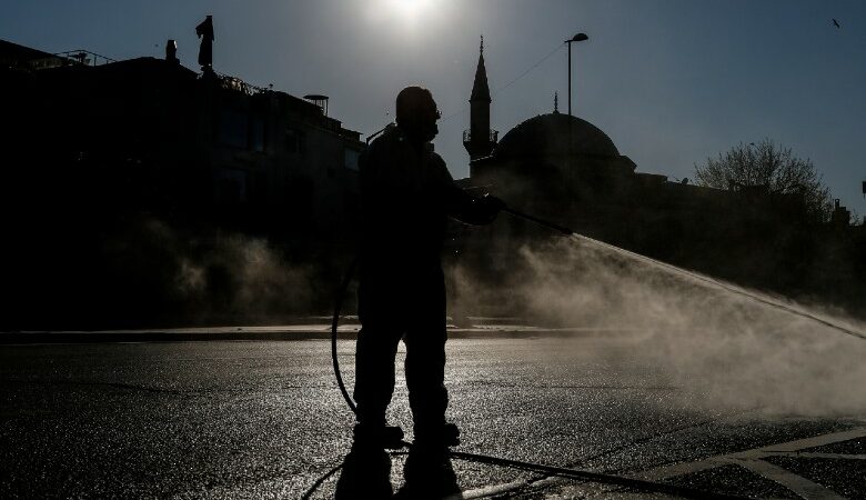 Σε φάση αποκλιμάκωσης μπαίνει ο κορονοϊός στην Τουρκία σύμφωνα με την κυβέρνηση