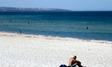 Αυστραλία κορονοϊός: Επαναλειτουργούν παραλίες κοντά στο Σίδνεϊ