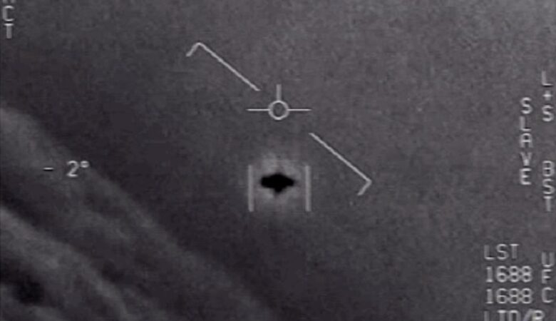 Βίντεο του Αμερικανικού Πενταγώνου δείχνει συναντήσεις αεροσκαφών με «UFO»