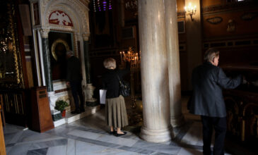 Έφοδος της αστυνομίας σε εκκλησία στη Λάρισα – Με χειροπέδες στο Αυτόφωρο ο ιερέας