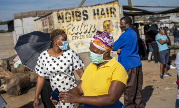 Κορονοϊός: Ραγδαία αύξηση των κρουσμάτων μετά την χαλάρωση των μέτρων στη Νότια Αφρική
