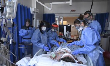 Κορονοϊός: Πλησιάζουν τα 255.000 τα θύματα σε όλον τον πλανήτη