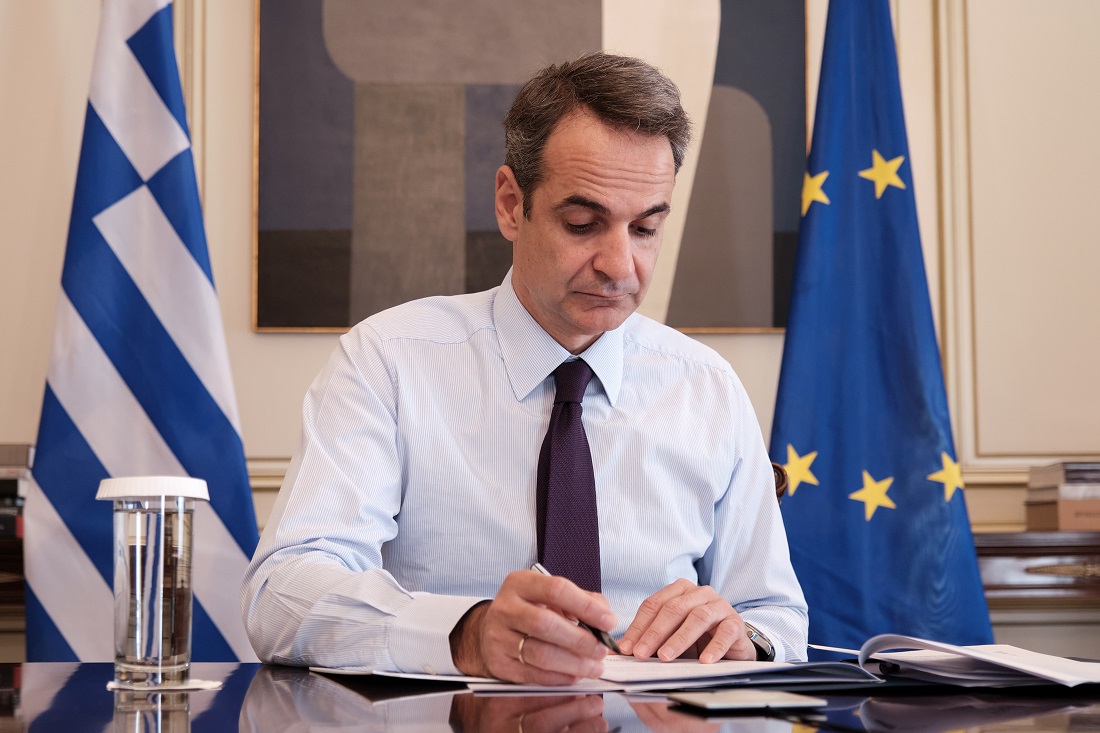 Θέμα ωρών ο ανασχηματισμός – Ξεκίνησαν τα τηλεφωνήματα από το Μέγαρο Μαξίμου