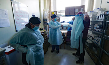 Κορονοϊός: 90.000 υγειονομικοί μολύνθηκαν από τον ιό παγκοσμίως