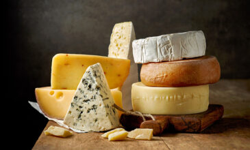 Τι συμβαίνει στην καρδιά σου αν τρως κάθε μέρα τυρί