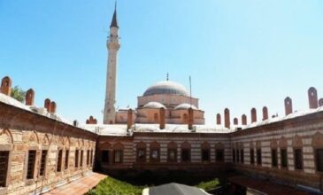 Το Bella Ciao αντί του καλέσματος σε προσευχή ακούστηκε σε τζαμιά της Σμύρνης