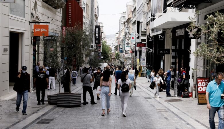 Στην πλατφόρμα του Δήμου Αθηναίων οι εκπτώσεις και προσφορές των καταστημάτων