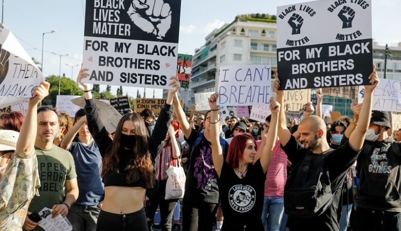 «Οι αντιρατσιστικές διαμαρτυρίες αυξάνουν αναμφίβολα τον κίνδυνο να διαδοθεί ο κορονοϊός»