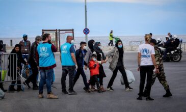 Διασώθηκαν 36 πρόσφυγες και μετανάστες ανοικτά της Λέσβου