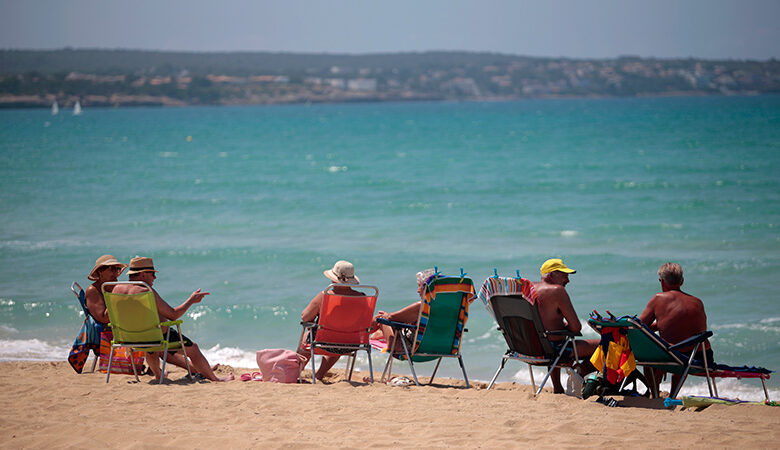 Koροναϊός: Οι Ισπανοί δεν θα πάνε διακοπές το καλοκαίρι