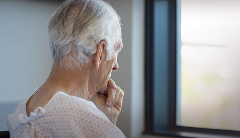 Ηλικιωμένοι που έπαιρναν χαμηλούς μισθούς χάνουν πιο γρήγορα τη μνήμη τους