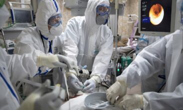 Κορονοϊός: Μόλις 4 στους 10 υγειονομικούς έχει δηλώσει ότι θα εμβολιαστεί