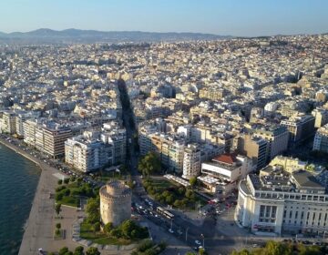 «Μεγάλο Περίπατο» και στην Θεσσαλονίκη προτείνει ο Ζέρβας