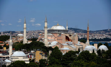 Ανησυχία για την Αγιά Σοφιά μετά τις προγνώσεις για ισχυρό σεισμό στην Τουρκία – «Debate» για το ρήγμα της Ανατολίας