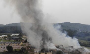 Ισημερινή Γουινέα: Τουλάχιστον 98 νεκροί και 615 τραυματίες από εκρήξεις σε στρατόπεδο