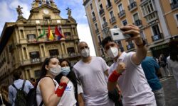 Κορονοϊός: Η Ισπανία κατέγραψε το πρώτο εγχώριο κρούσμα της παραλλαγής Όμικρον