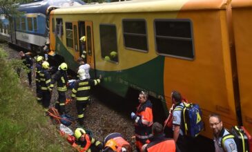 Δύο νεκροί από τη σύγκρουση τρένων στην Τσεχία