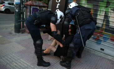 Τρεις συλλήψεις για την επίθεση σε αστυνομικούς στην ΑΣΟΕΕ