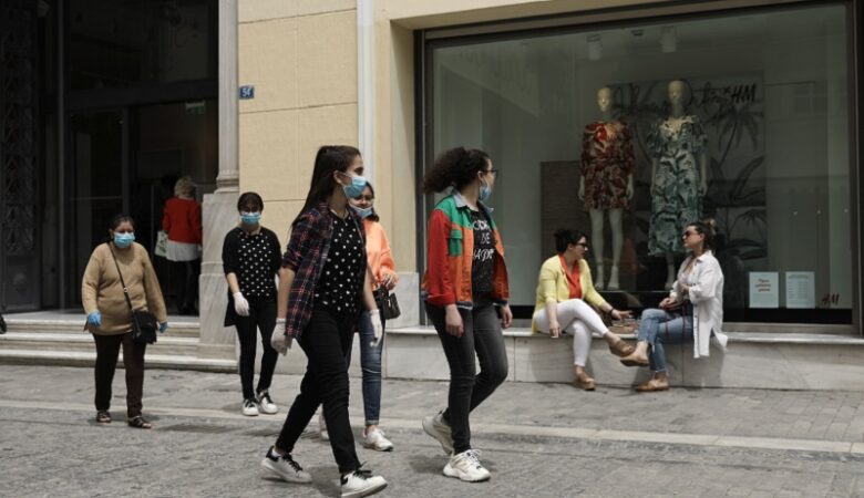 Κορονοϊός: Γιατί είναι δύσκολο να εφαρμοστεί στην Αττική το μέτρο για χρήση μάσκας παντού