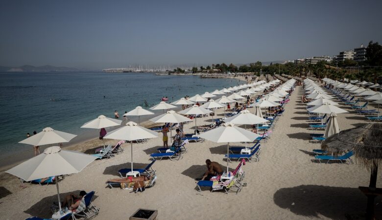Κορονοϊός: Παρατείνονται μέχρι το τέλος Ιουλίου τα μέτρα στις παραλίες