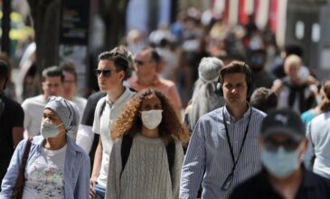 Κορονοϊός: Η Βρετανία επιβεβαιώνει την άρση των περισσότερων περιορισμών στις 19 Ιουλίου