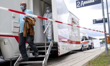 Κορονοϊός: Υποχρεωτική εξέταση για όσους επιστρέφουν στη Γερμανία από διακοπές μελετά η κυβέρνηση