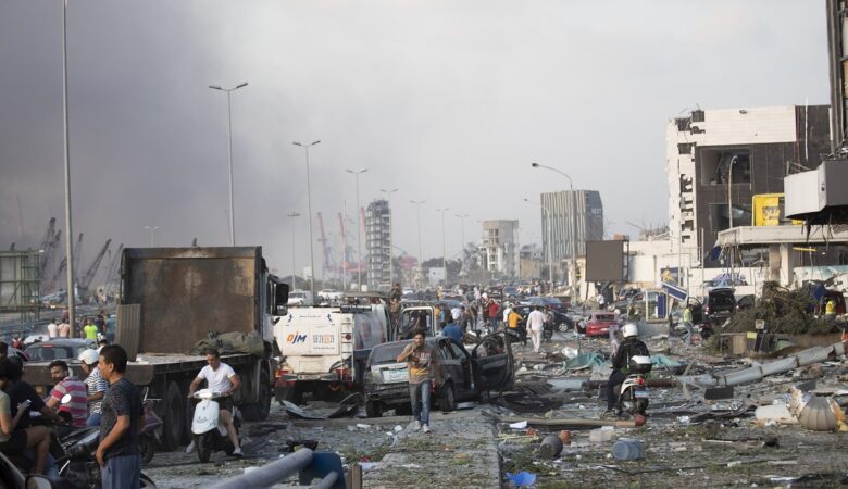 Τρόμος στη Βηρυτό – Φόβοι για δεκάδες νεκρούς από την ισχυρότατη έκρηξη