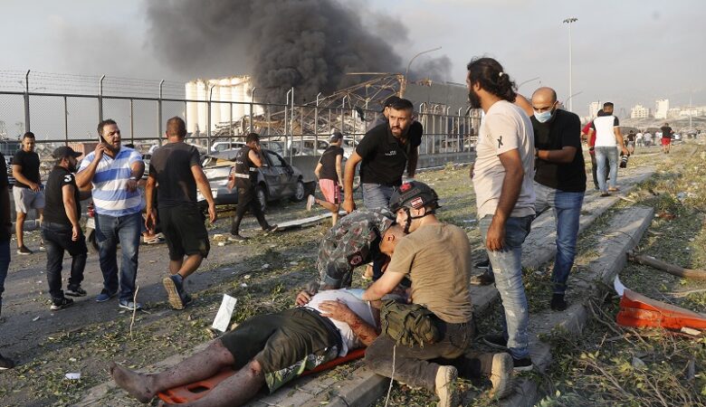 Χάος στο Μέγαρο της Βηρυτού: Νεκρός και τραυματίες από πυρά