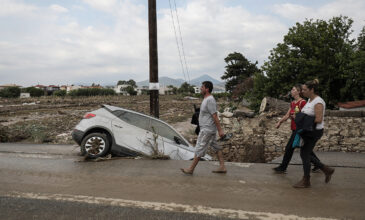 Εικόνες χάους στην Εύβοια – Δείτε τις φωτογραφίες από τις τεράστιες καταστροφές