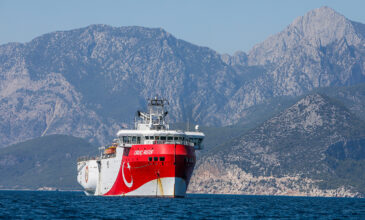 Δίχως τέλος η τουρκική προκλητικότητα – Ξαναβγαίνει το Oruc Reis στη Μεσόγειο