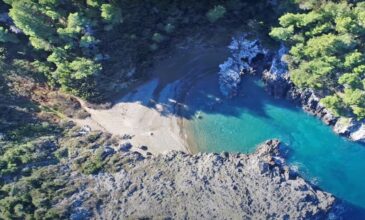 Στενό Λινάρι: Η εξωτική φυσική πισίνα στην Εύβοια
