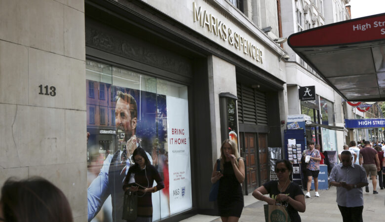 Βρετανία: Η αλυσίδα καταστημάτων Marks & Spencer ανακοίνωσε την κατάργηση 7.000 θέσεων εργασίας