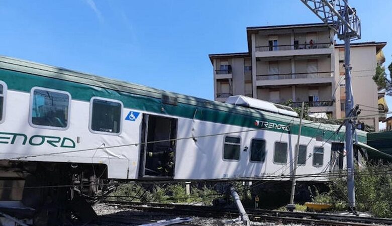 Τρένο έφυγε από σταθμό στην Ιταλία χωρίς οδηγό και εκτροχιάστηκε